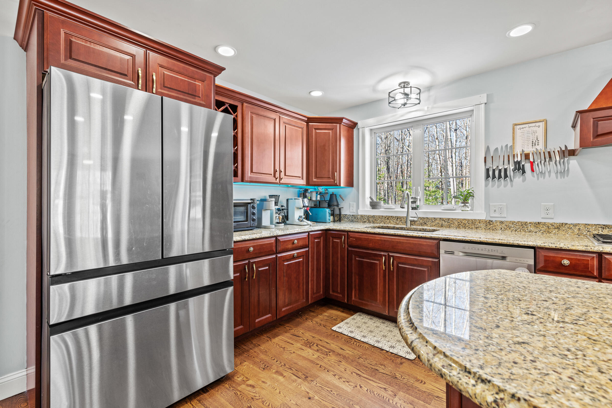 141 Thompson Road Kennebunk, ME 04043 - Photo 11 of 57 141 thompson rd, kennebunk - 005