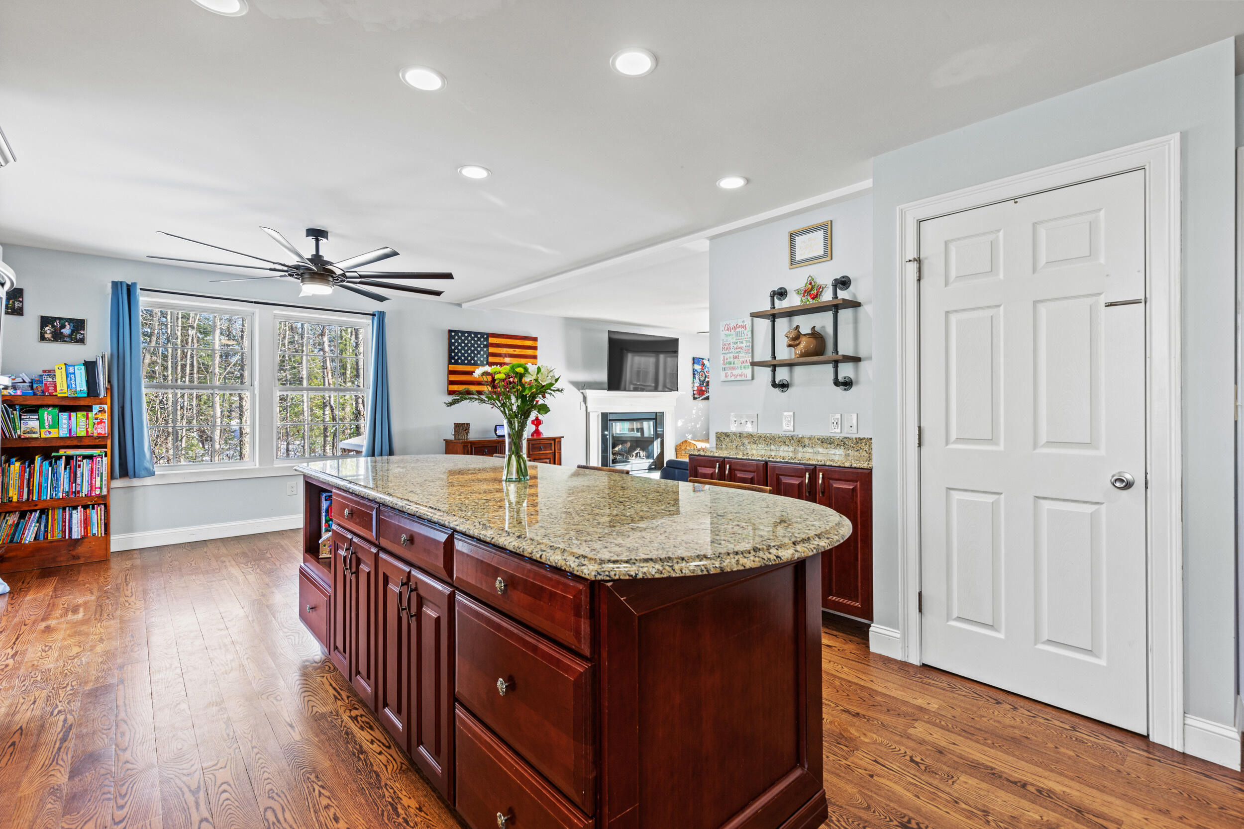 141 Thompson Road Kennebunk, ME 04043 - Photo 13 of 57 141 thompson rd, kennebunk - 008