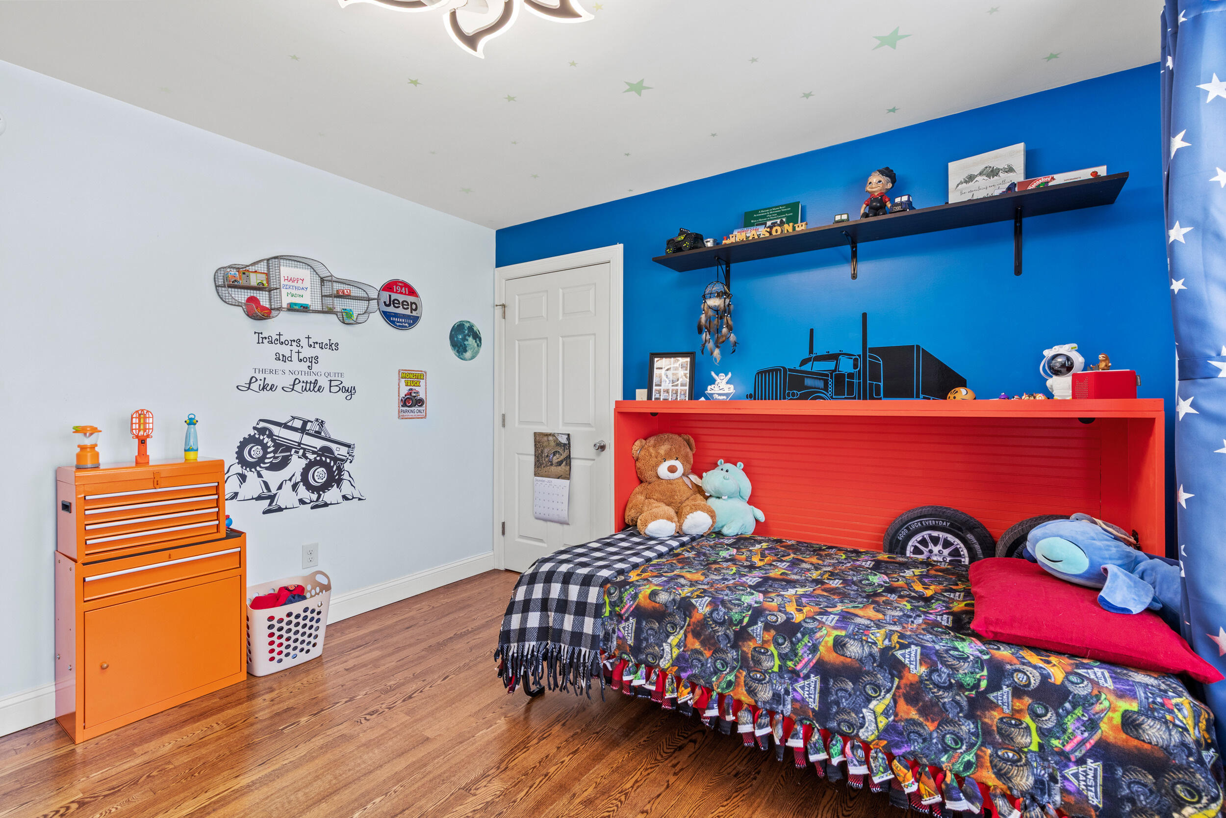 141 Thompson Road Kennebunk, ME 04043 - Photo 38 of 57 Third Bedroom