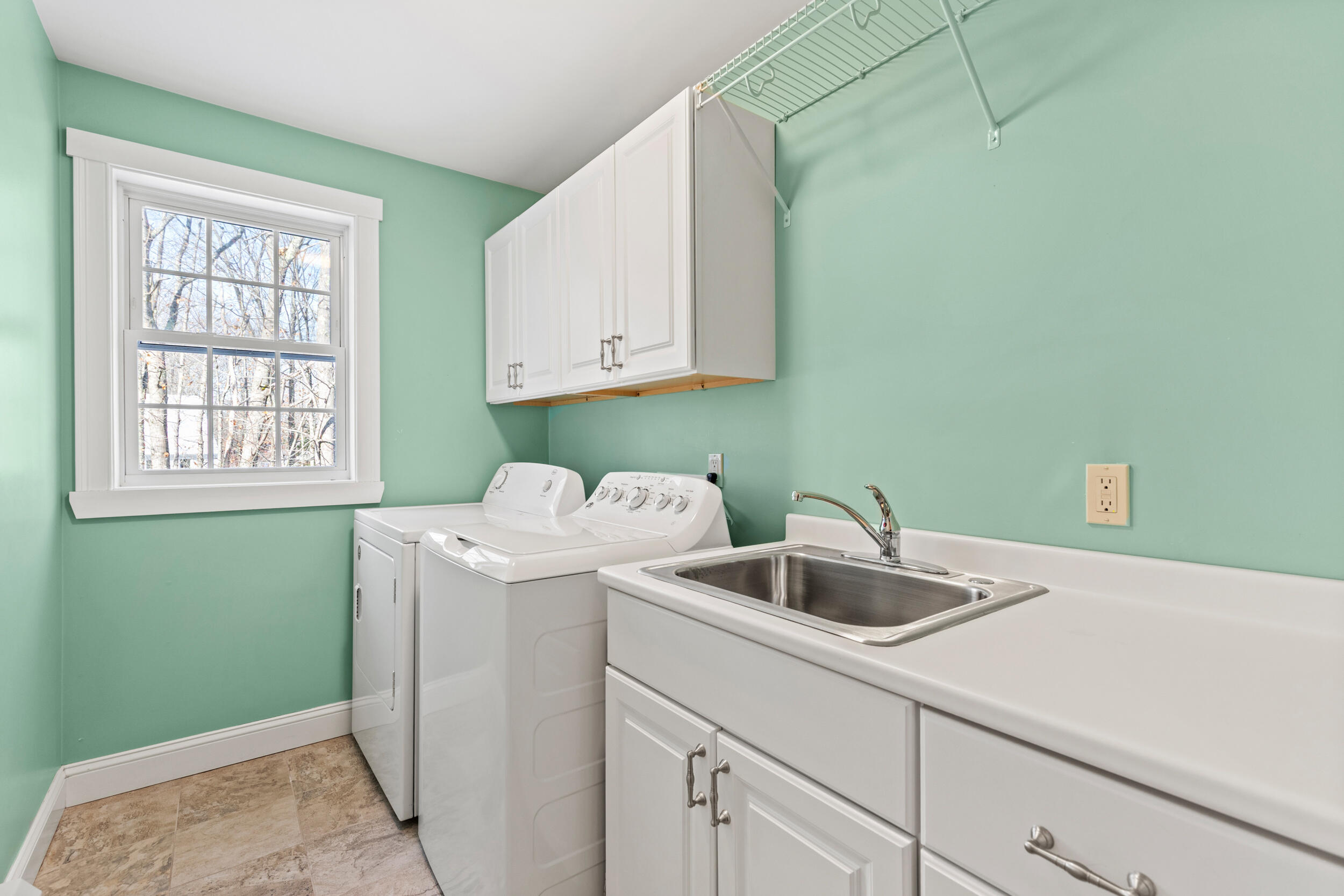 141 Thompson Road Kennebunk, ME 04043 - Photo 38 of 57 Laundry Room