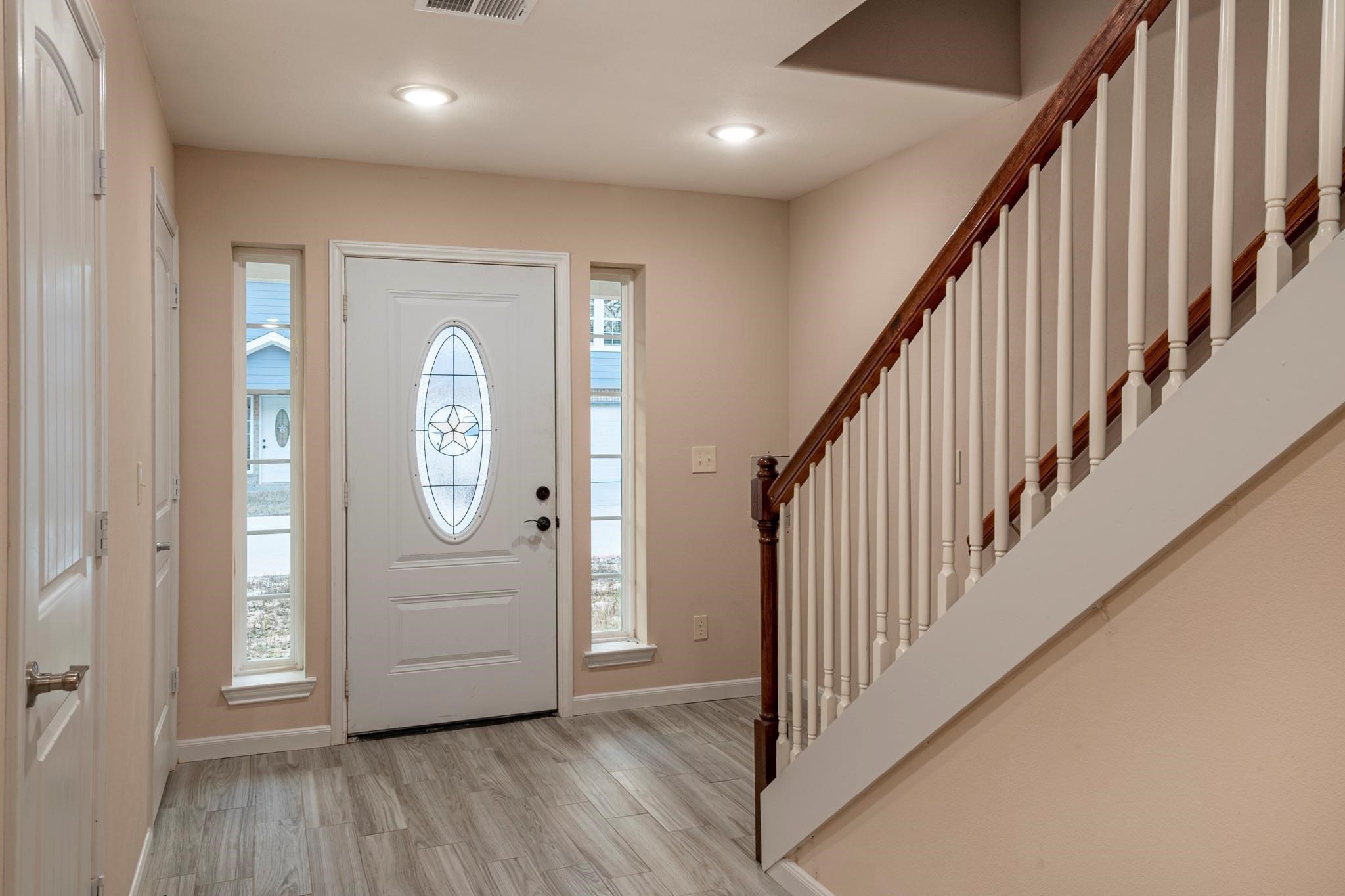 22262 Adams Street Porter, TX 77365 - Photo 2 of 11 Entryway