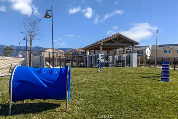 $639,990 | 16539 Stone Pne Lane, Fontana, CA 92336