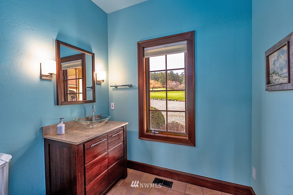 2227 Turn Point Road San Juan Island, WA 98250 - Photo 20 of 30 Gallery Image 20
