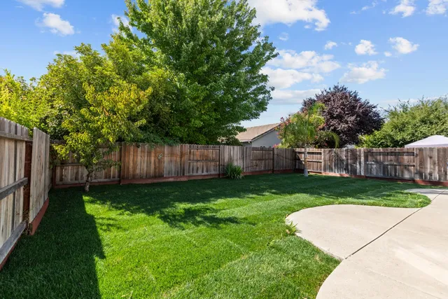 $558,000 | 5727 Honor Parkway, Sacramento, CA 95835