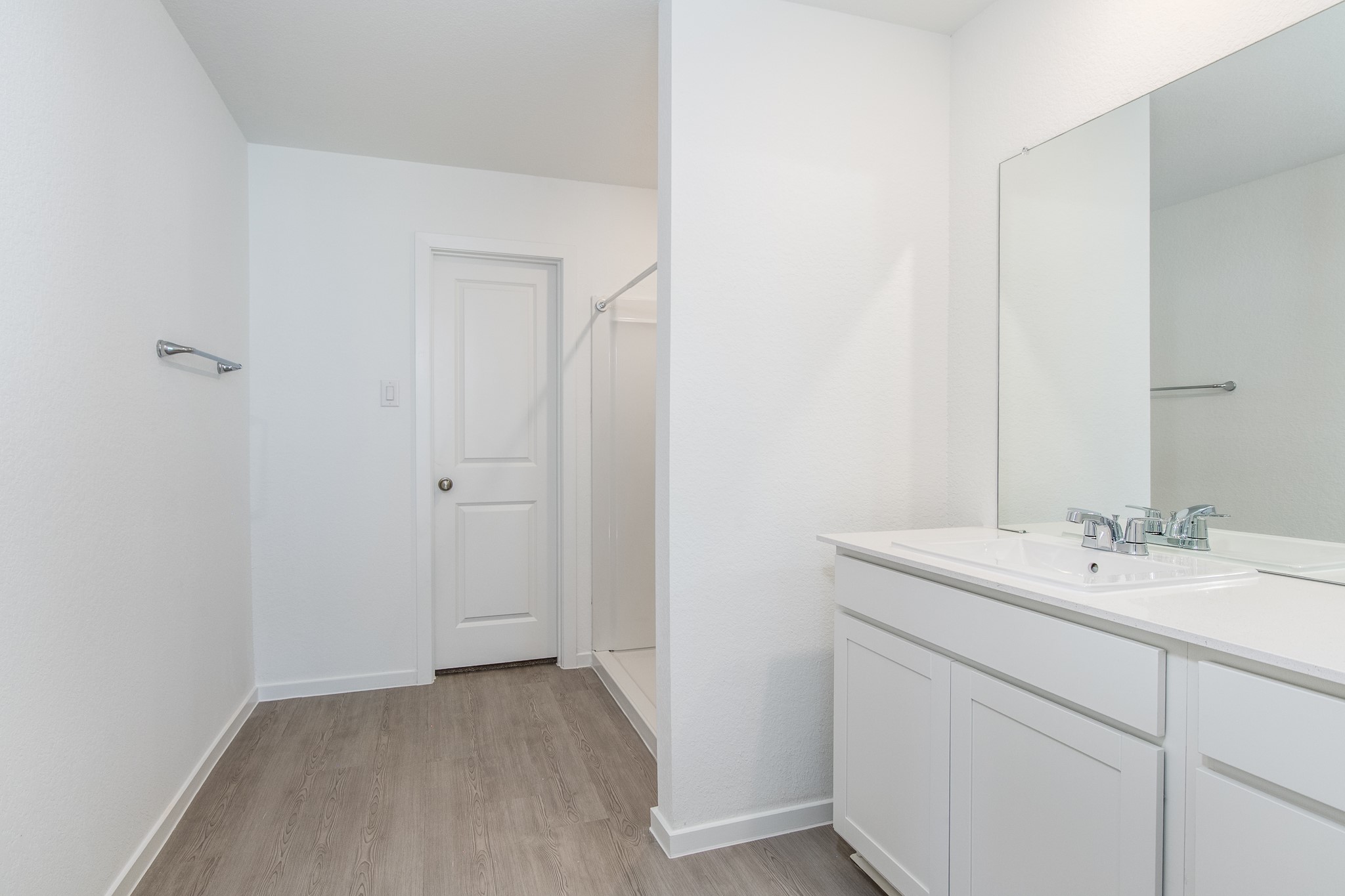3013 Colusa Rdg Drive Katy, TX 77493 - Photo 8 of 15 a bathroom with a sink and a mirror