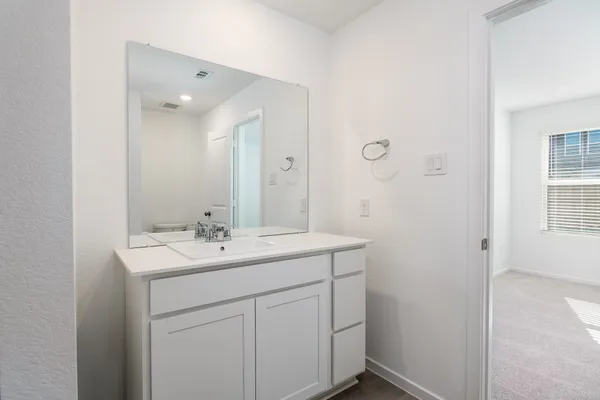 $2,000 | 3013 Colusa Rdg Drive, Katy, TX 77493