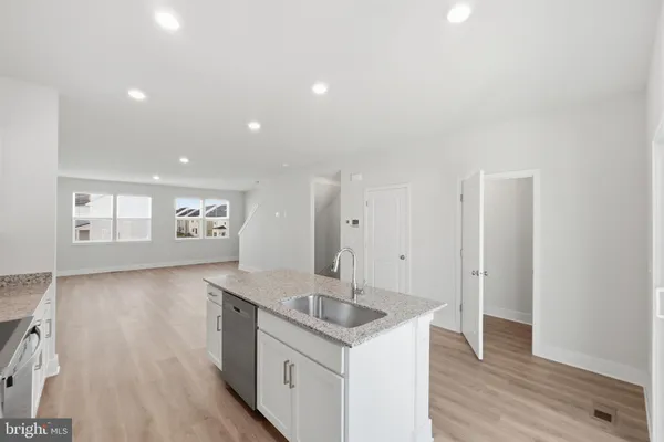 $2,400 | 113 Lakota Street, Winchester, VA 22602