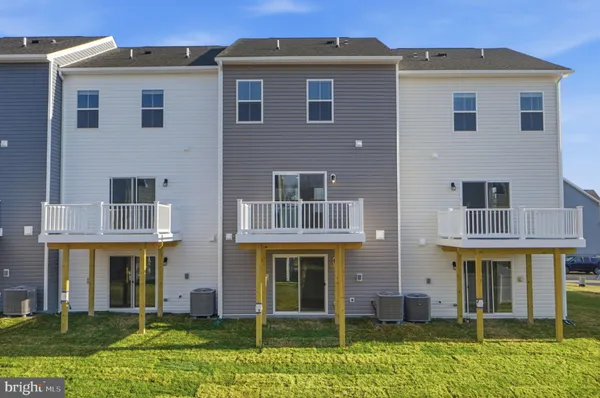 $2,400 | 113 Lakota Street, Winchester, VA 22602