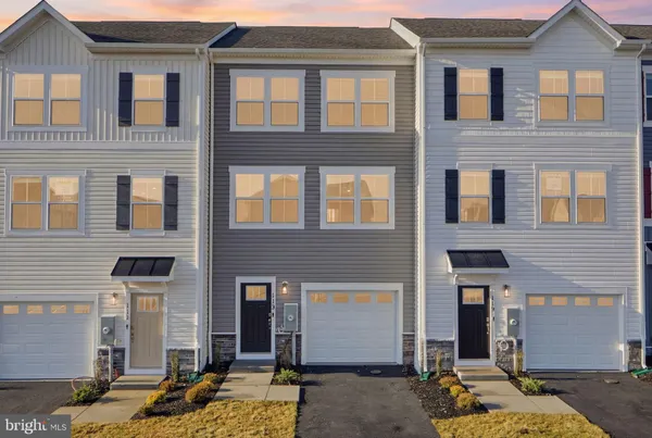$2,400 | 113 Lakota Street, Winchester, VA 22602