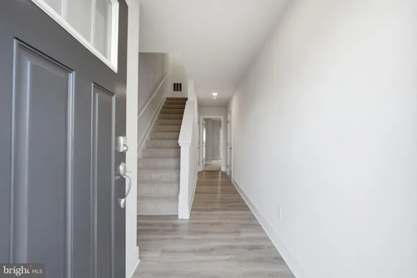 $2,400 | 113 Lakota Street, Winchester, VA 22602