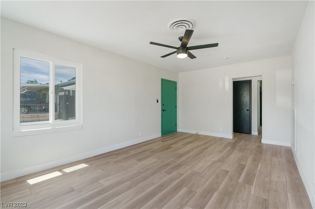 121 Joshua Street Henderson, NV 89015 - Photo 5 of 19