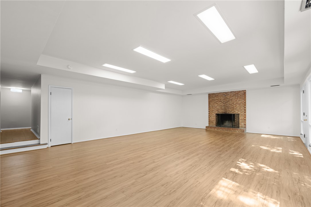 231 Kings Way Clemson, SC 29631 - Photo 27 of 43 Flex space