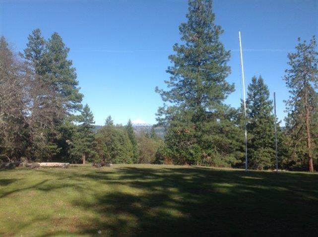 9050 Hillcrest Road Eagle Point, OR 97524 - Photo 1 of 22 Primary Photo
