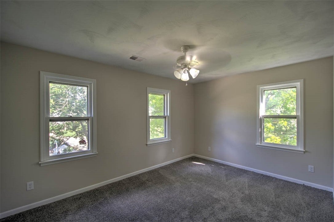 2355 Hawthorne Drive Decatur, IL 62521 - Photo 24 of 35 Gallery Image 24