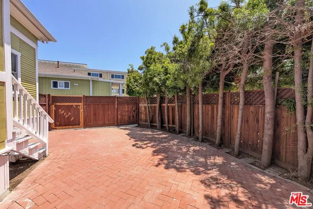 $6,250 | 222 Bicknell Avenue, Santa Monica, CA 90405