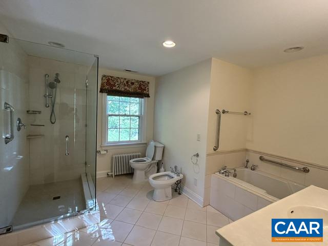 1618 Oxford Road Charlottesville, VA 22903 - Photo 32 of 36 Principle Bathroom