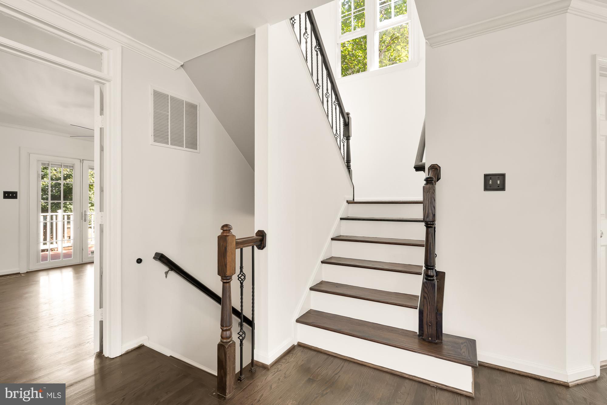 6502 Summerton Way Springfield, VA 22150 - Photo 20 of 40