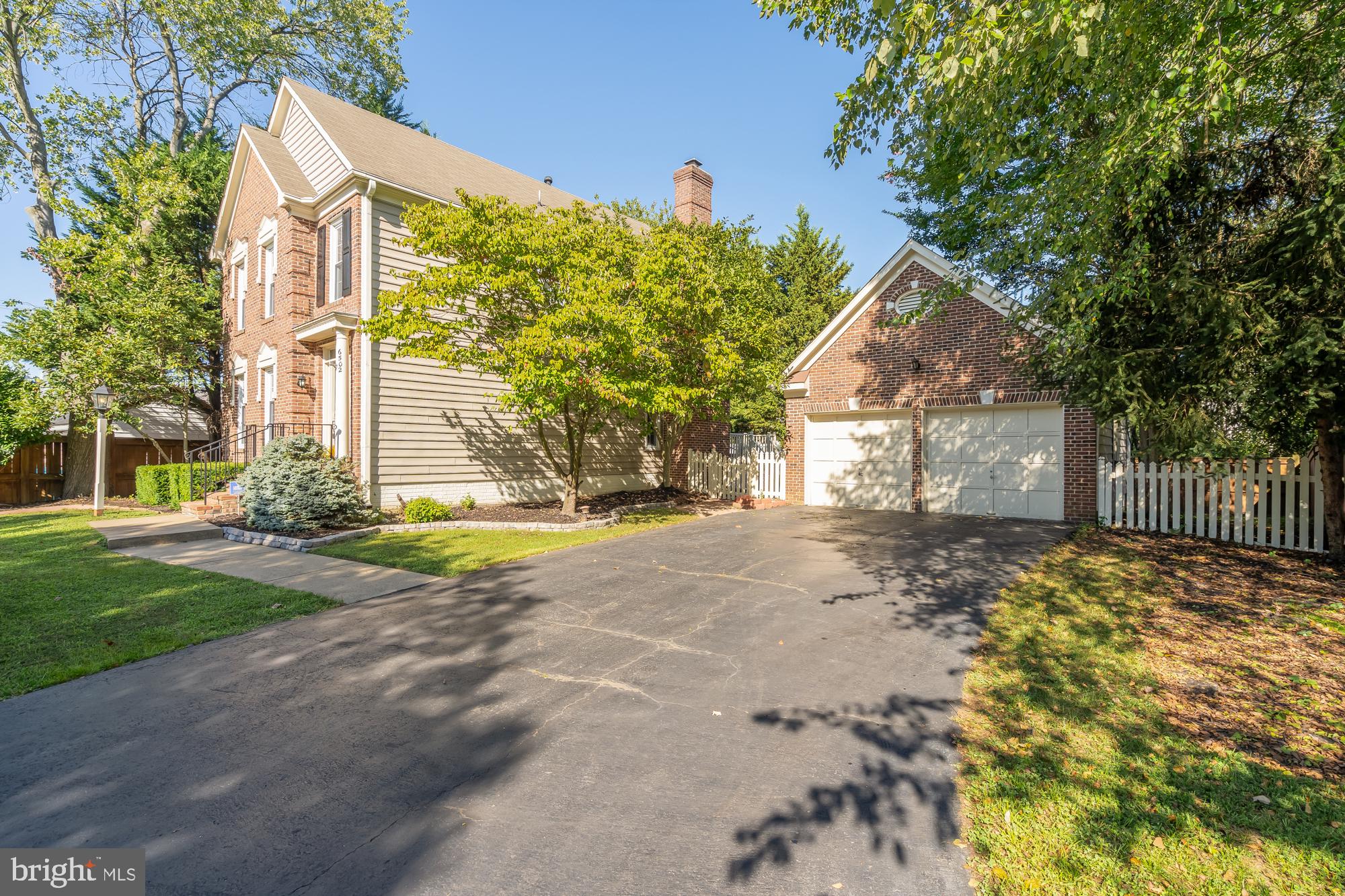 6502 Summerton Way Springfield, VA 22150 - Photo 2 of 40