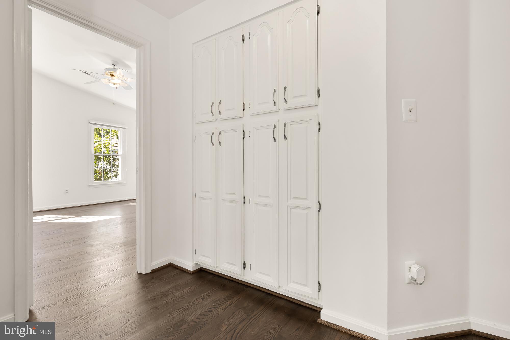 6502 Summerton Way Springfield, VA 22150 - Photo 33 of 40 Linen Cabinets