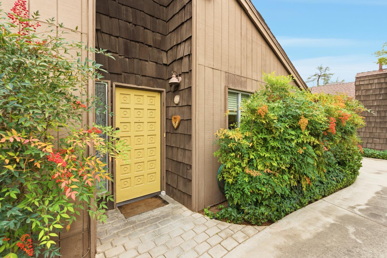 4869 North Harrison Avenue, Unit 109 Fresno, CA 93704 - Photo 2 of 46