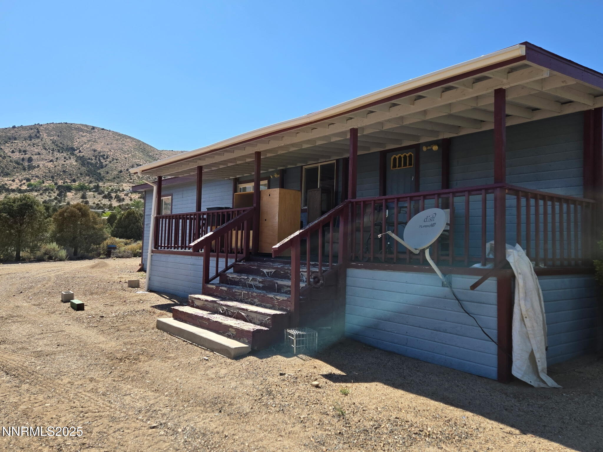 a view of deck with patio