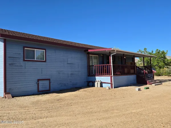 $295,000 | 1340 Topaz Ranch Drive, Topaz Ranch Estates, NV 89444