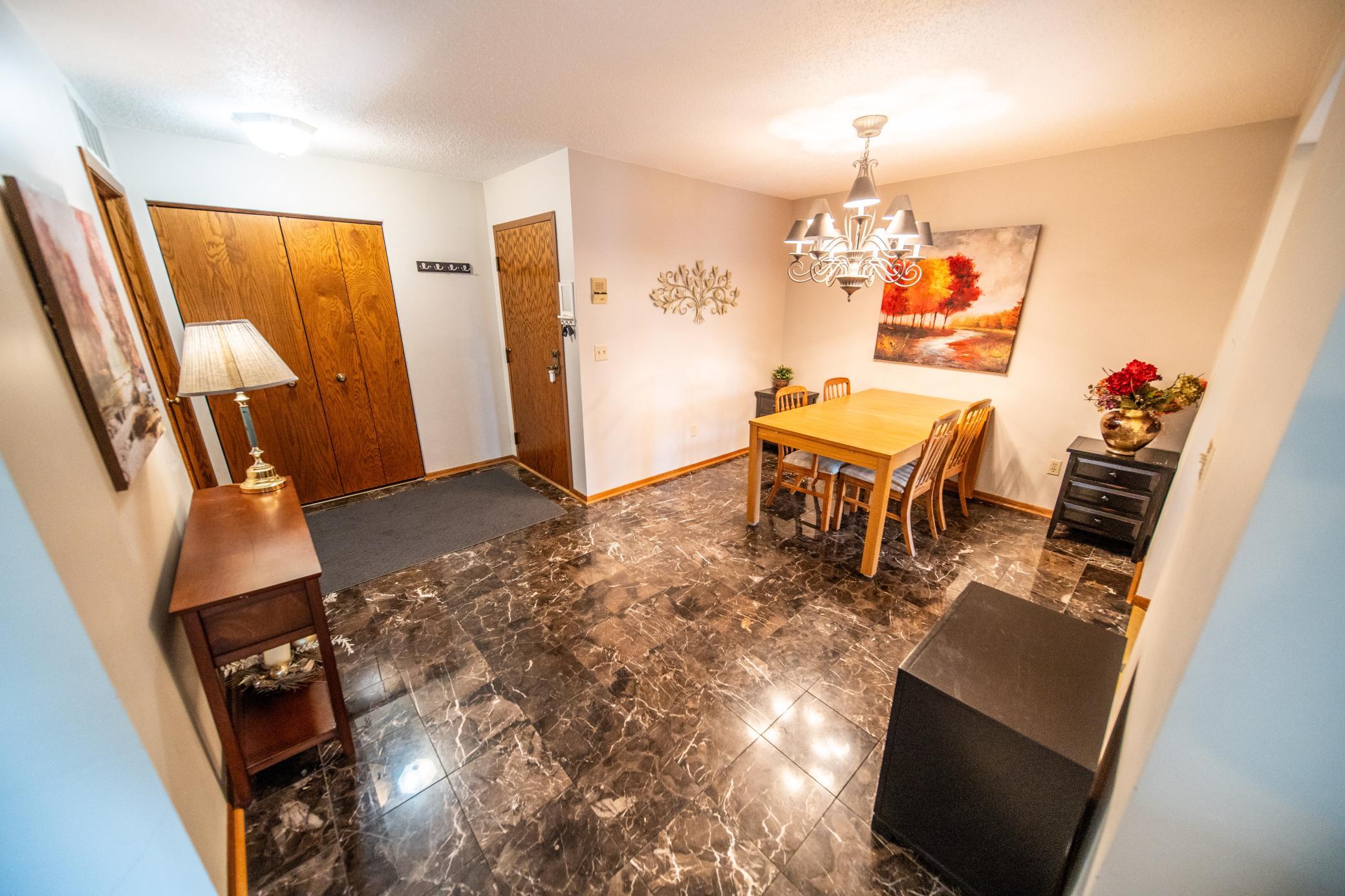 1808 Lakeview Court Southwest, Unit 204 Rochester, MN 55902 - Photo 10 of 37 Gallery Image 10