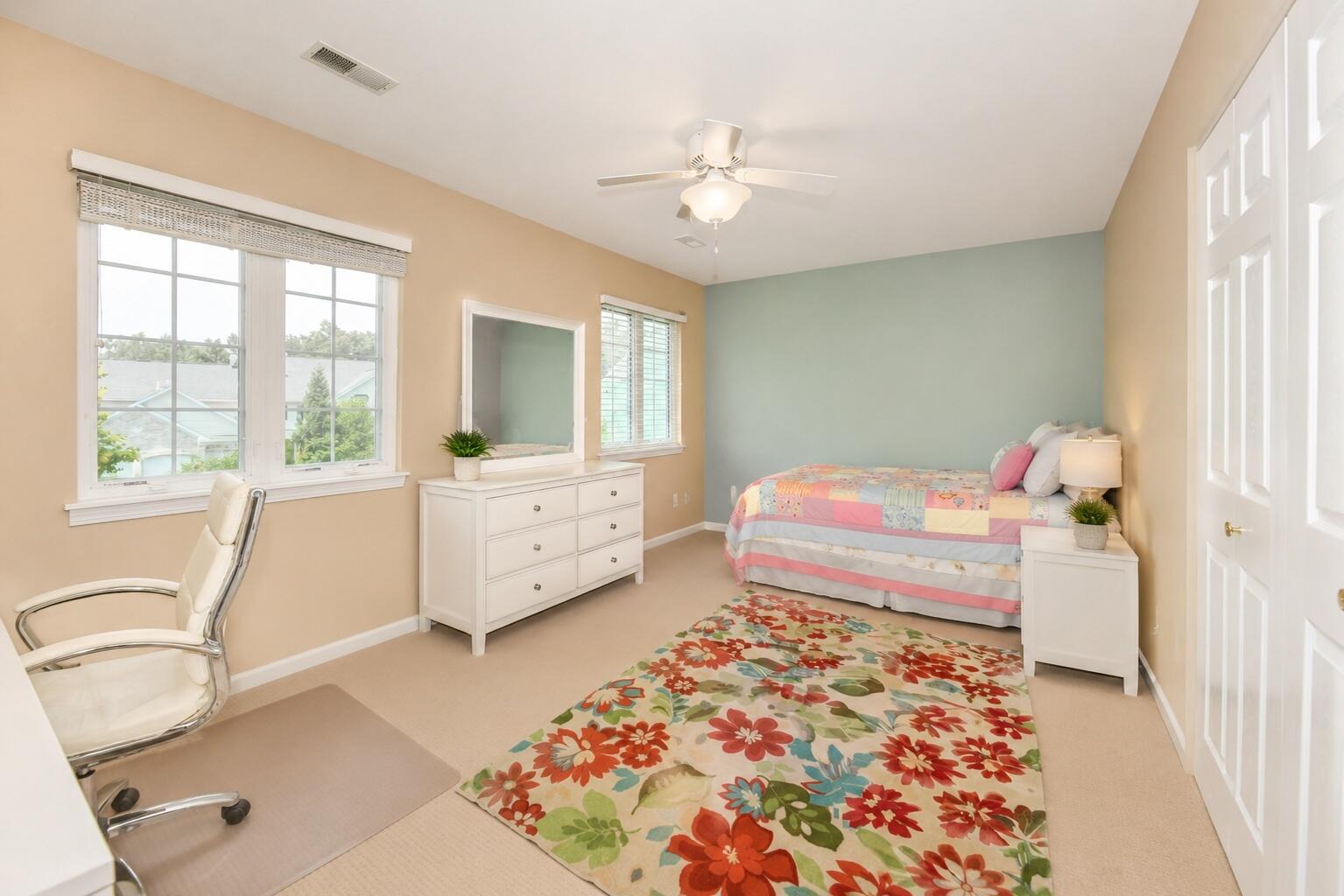 91 Potawatomi Road, Unit J4 Williams Bay, WI 53191 - Photo 17 of 33 Virtually Staged