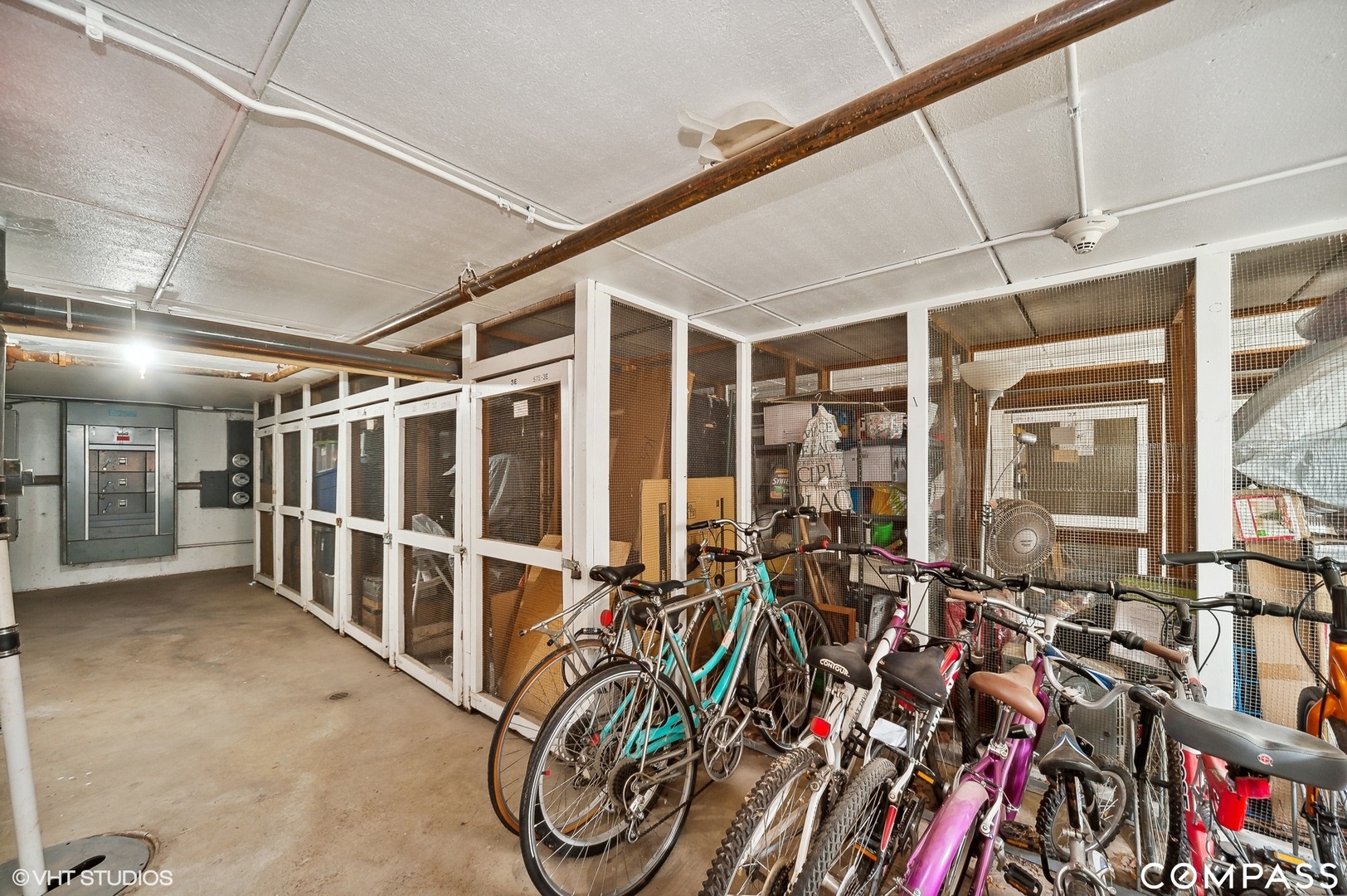 575 Fairway View Drive, Unit 2F Wheeling, IL 60090 - Photo 14 of 14 a view of an empty room with wooden floor