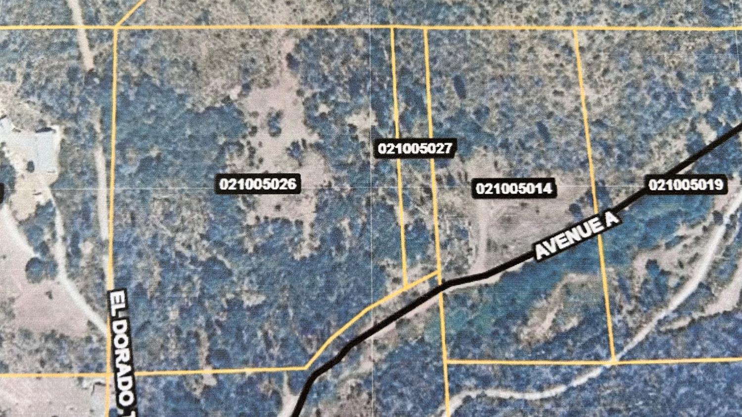 Three properties offered for sale together.  021-005-026 ,027,014