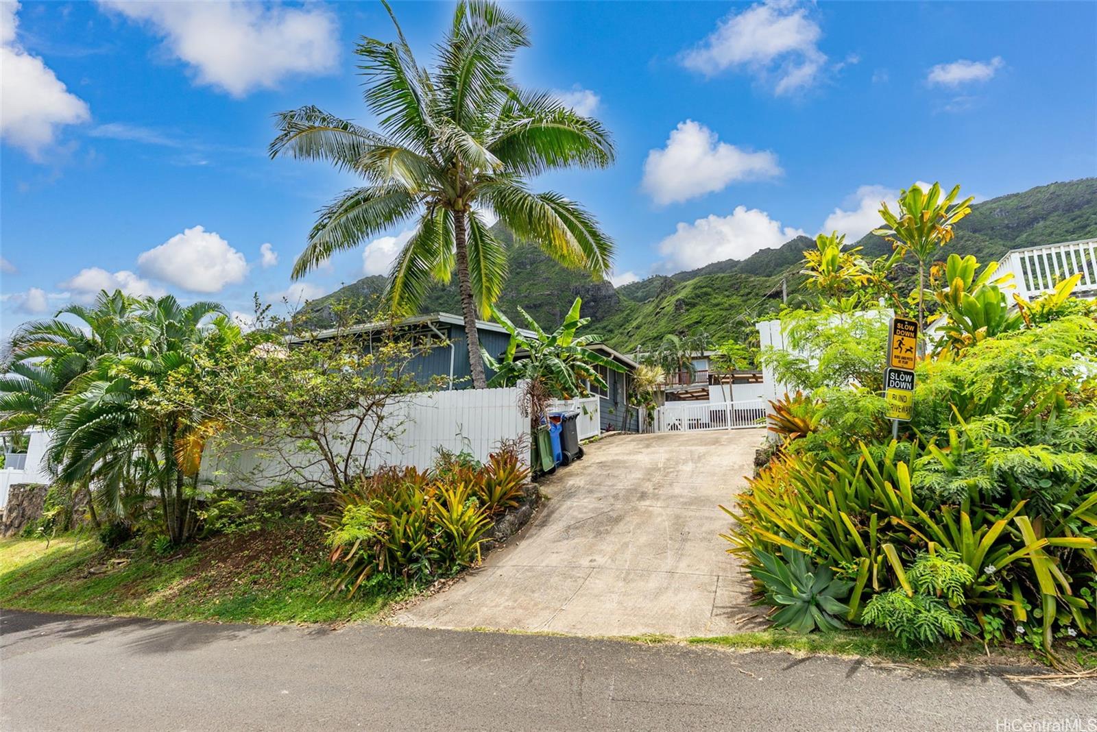 51-422 Lihimauna Road, Unit A Kaaawa, HI 96730 - Photo 2 of 23