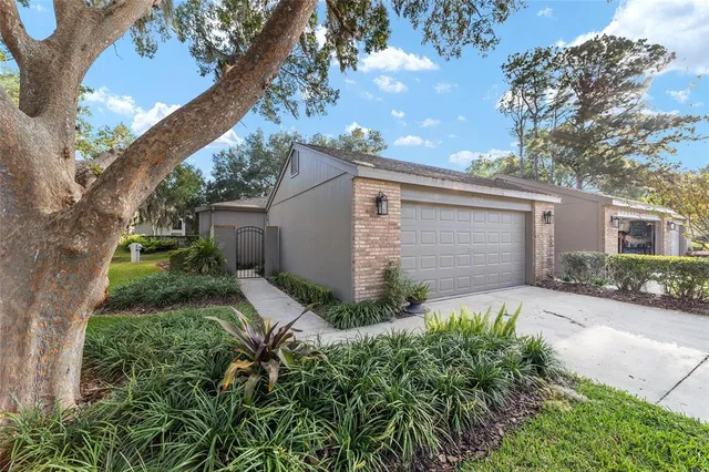 $270,000 | 1892 Southeast Clatter Bridge Road, Ocala, FL 34471