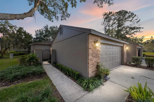 $270,000 | 1892 Southeast Clatter Bridge Road, Ocala, FL 34471