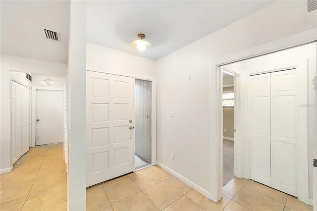 $270,000 | 1892 Southeast Clatter Bridge Road, Ocala, FL 34471