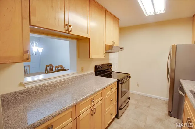 $149,900 | 9041 North Swan Circle, Brentwood, MO 63144