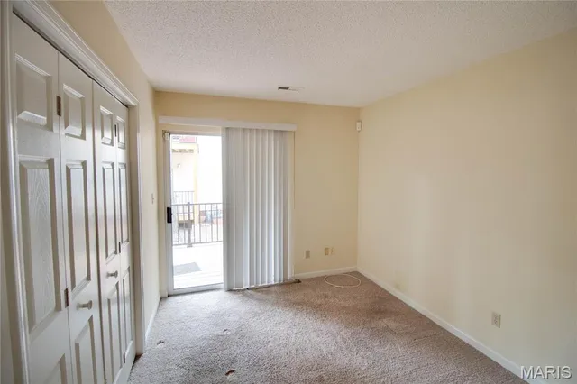 $149,900 | 9041 North Swan Circle, Brentwood, MO 63144