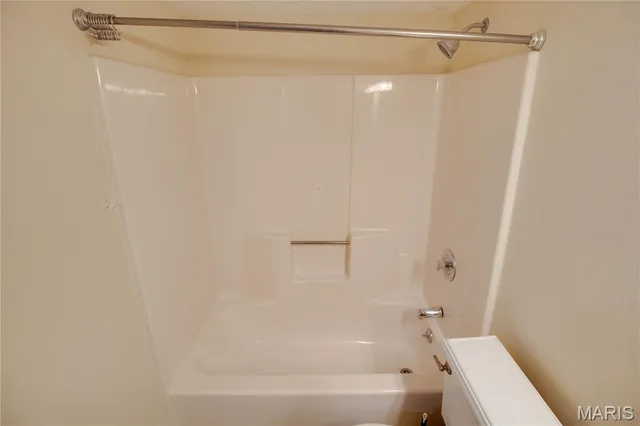 $149,900 | 9041 North Swan Circle, Brentwood, MO 63144