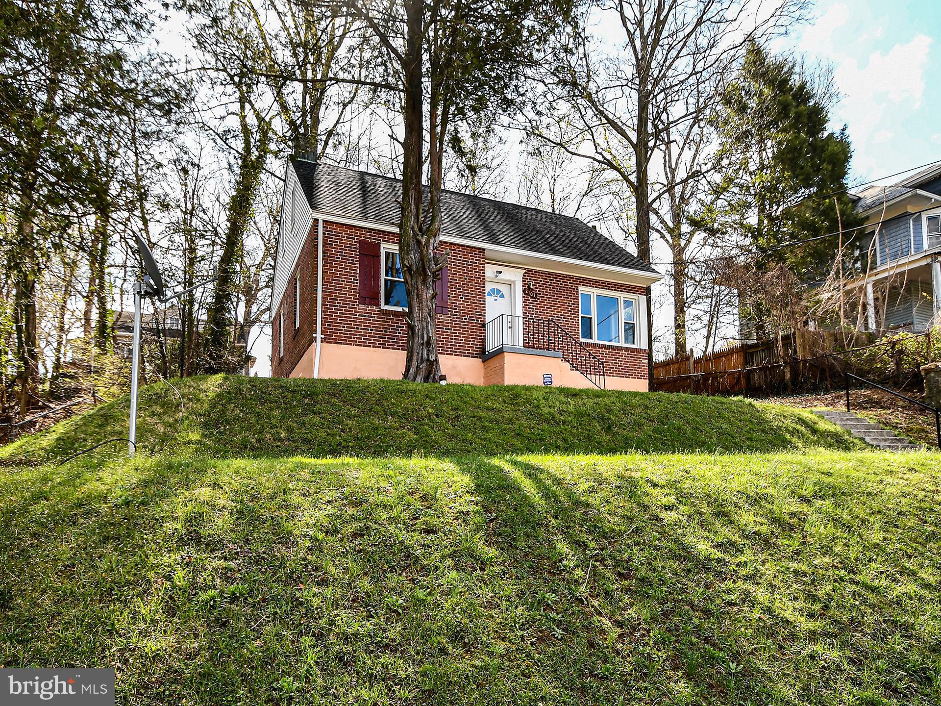 2703 Talbot Road Baltimore, MD 21216 - Photo 2 of 54