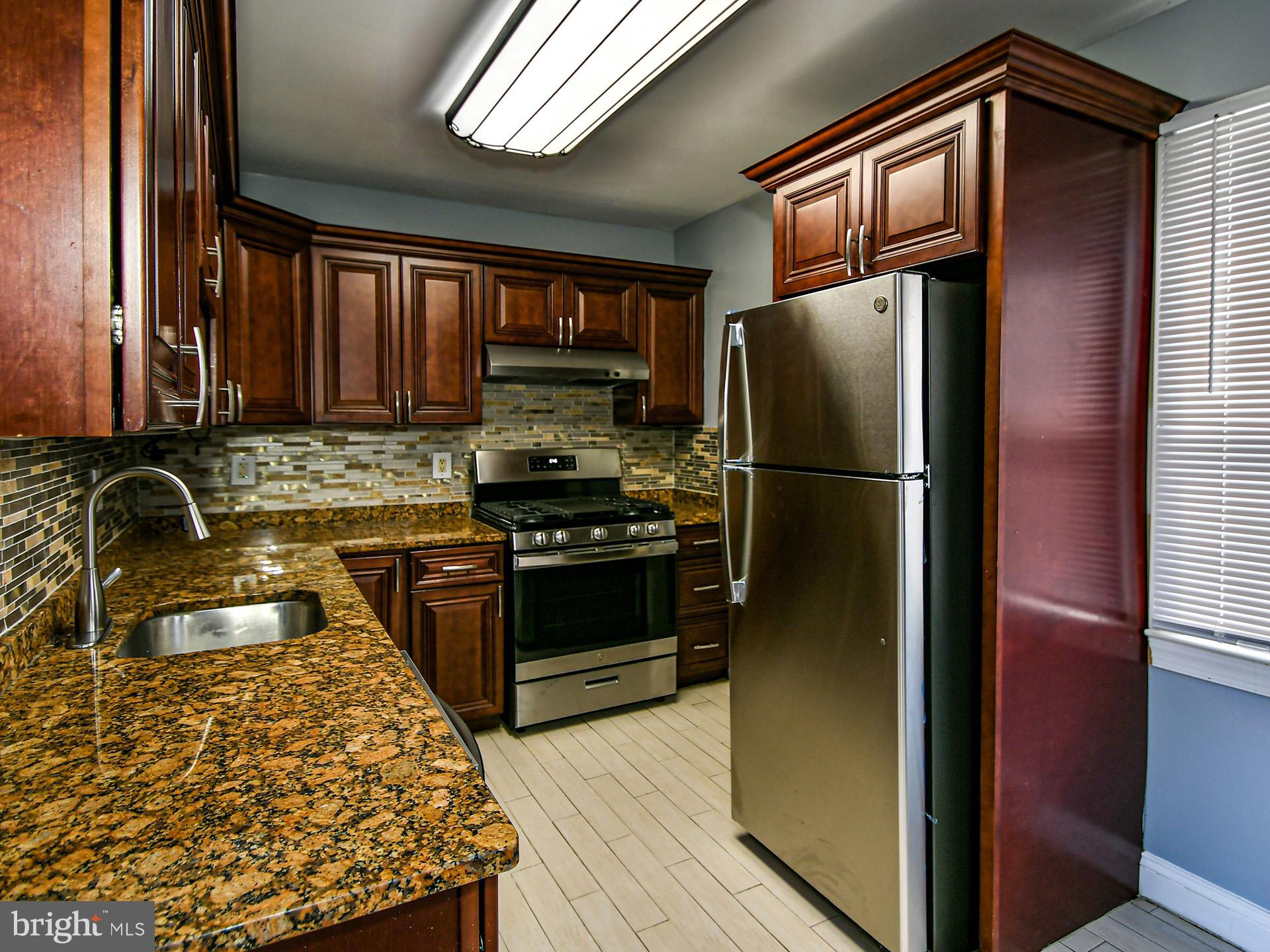 2703 Talbot Road Baltimore, MD 21216 - Photo 12 of 54