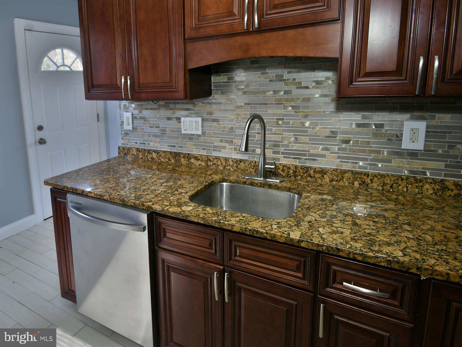 2703 Talbot Road Baltimore, MD 21216 - Photo 14 of 54