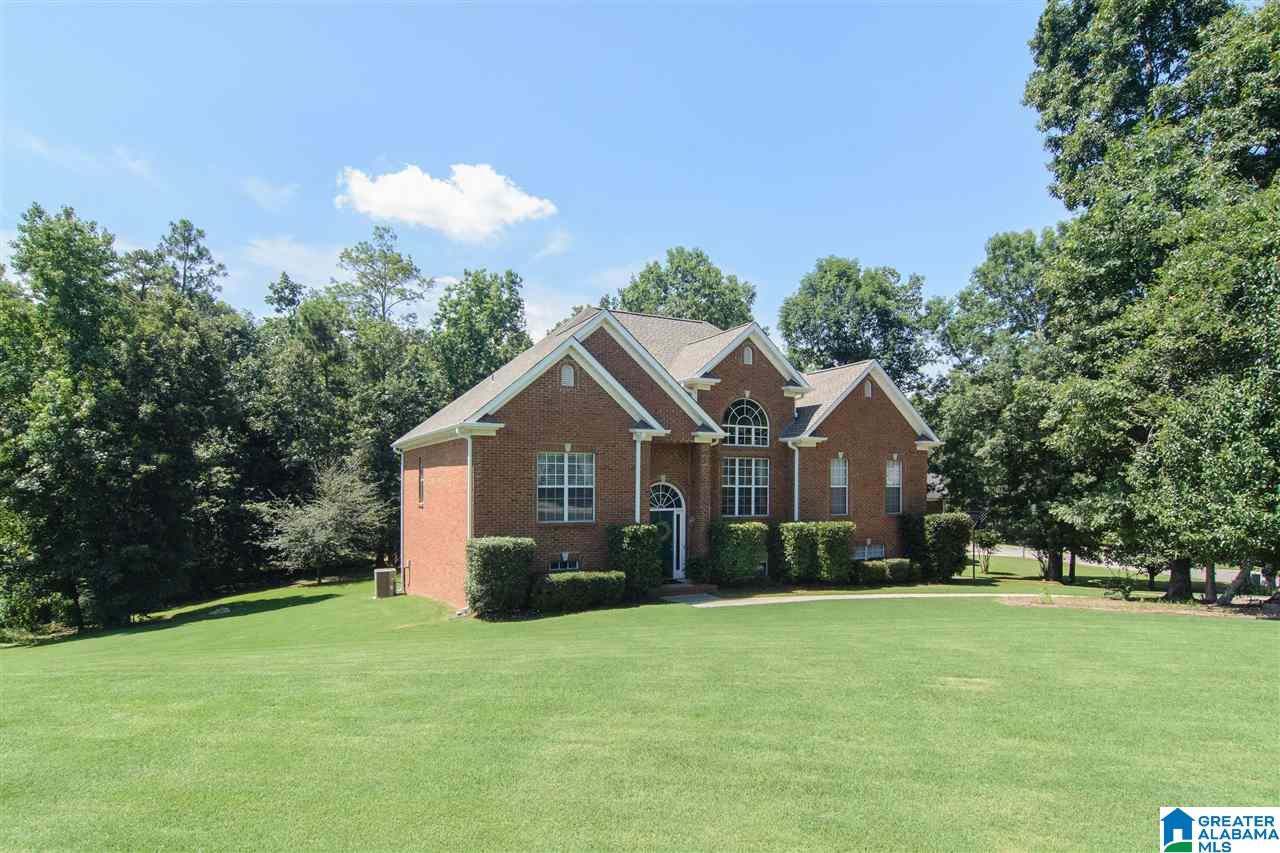 135 Magnolia Ridge Circle Chelsea, AL 35043 - Photo 2 of 49 Gallery Image 2