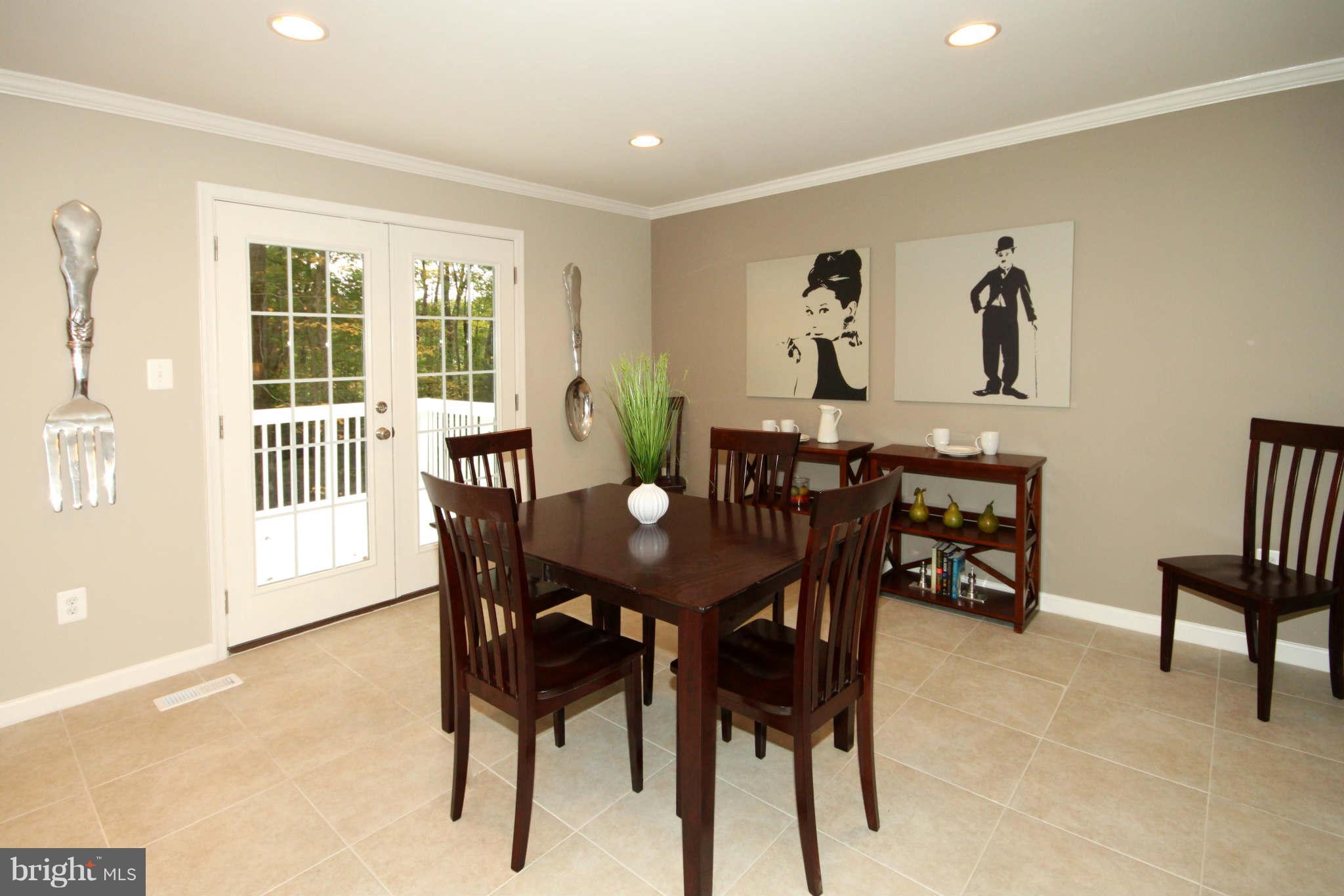 5112 Pheasant Ridge Road Fairfax, VA 22030 - Photo 13 of 30 Dining Room