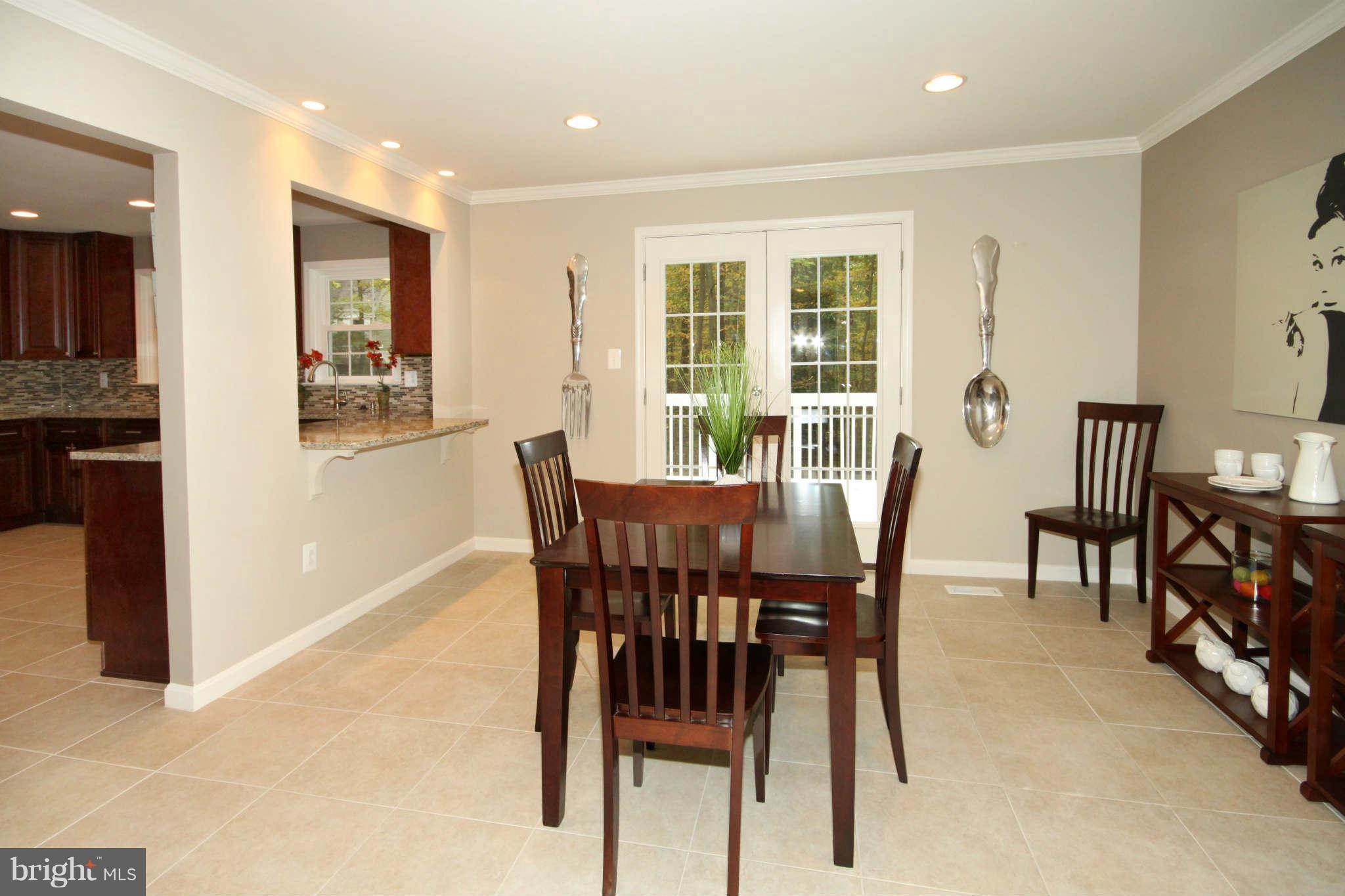 5112 Pheasant Ridge Road Fairfax, VA 22030 - Photo 14 of 30 Dining Room