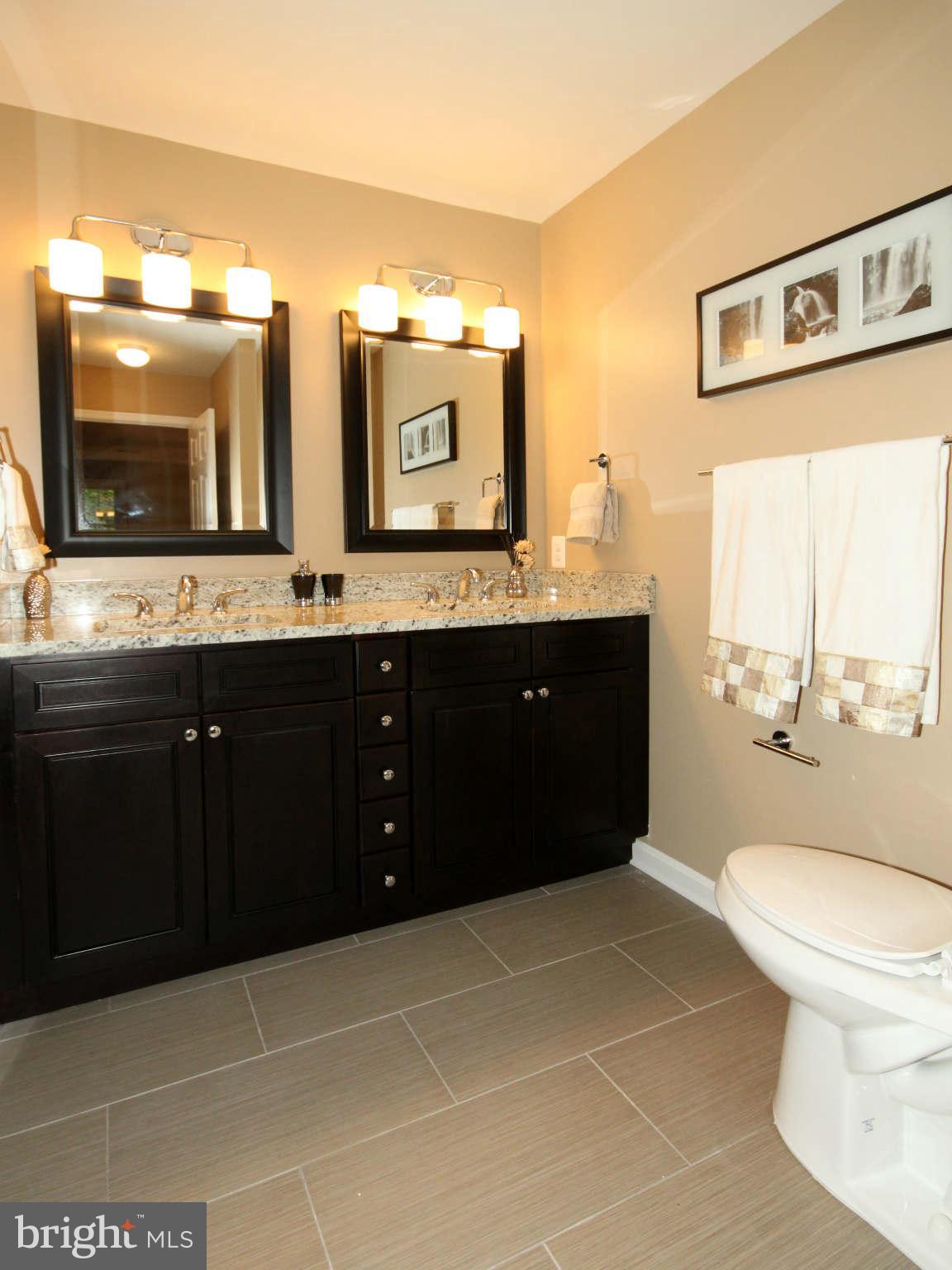 5112 Pheasant Ridge Road Fairfax, VA 22030 - Photo 18 of 30 Bath (Master)