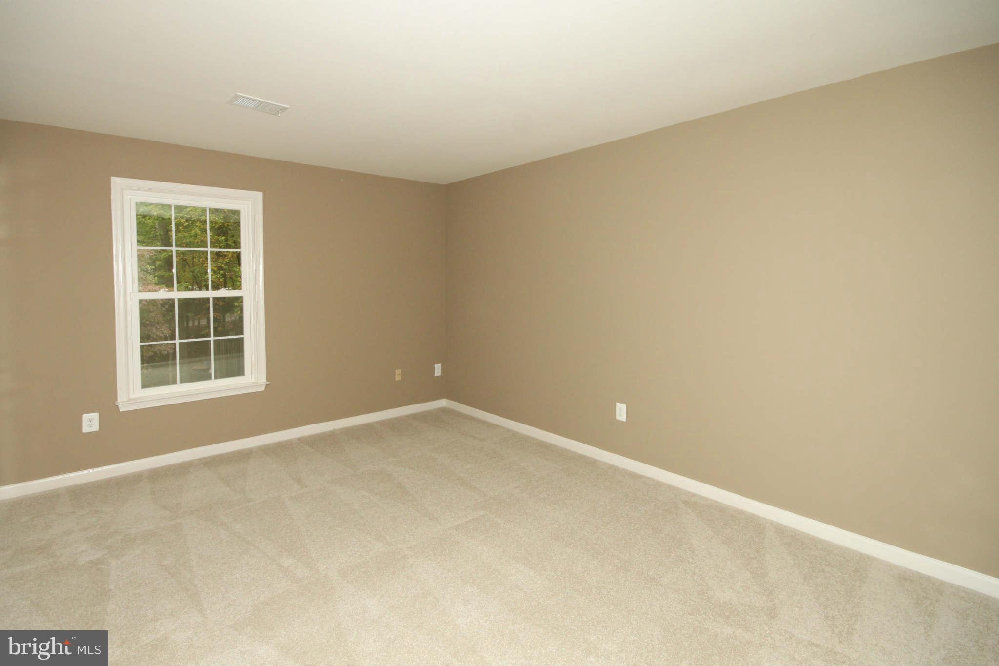 5112 Pheasant Ridge Road Fairfax, VA 22030 - Photo 22 of 30 Bedroom