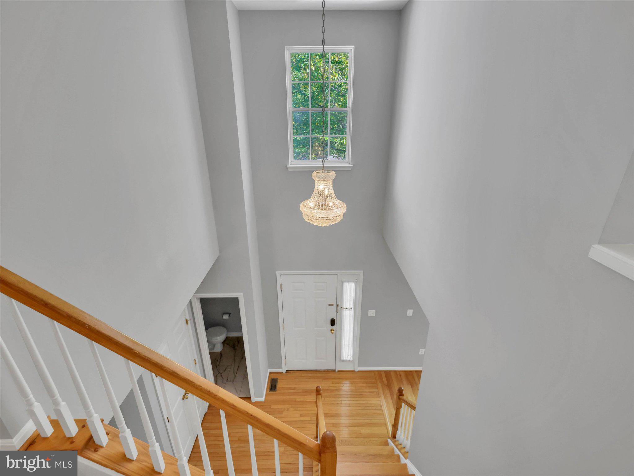 8104 Pepper Ridge Way Gaithersburg, MD 20877 - Photo 22 of 62 Bright and airy entryway with charm.