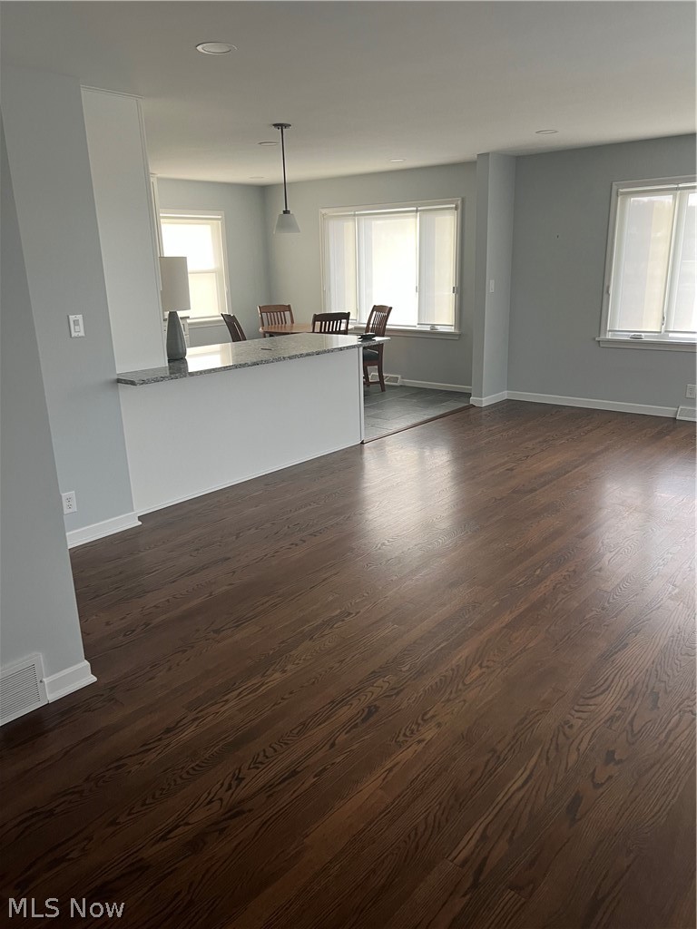 1747 Pleasant Valley Road Northeast New Philadelphia, OH 44663 - Photo 12 of 27