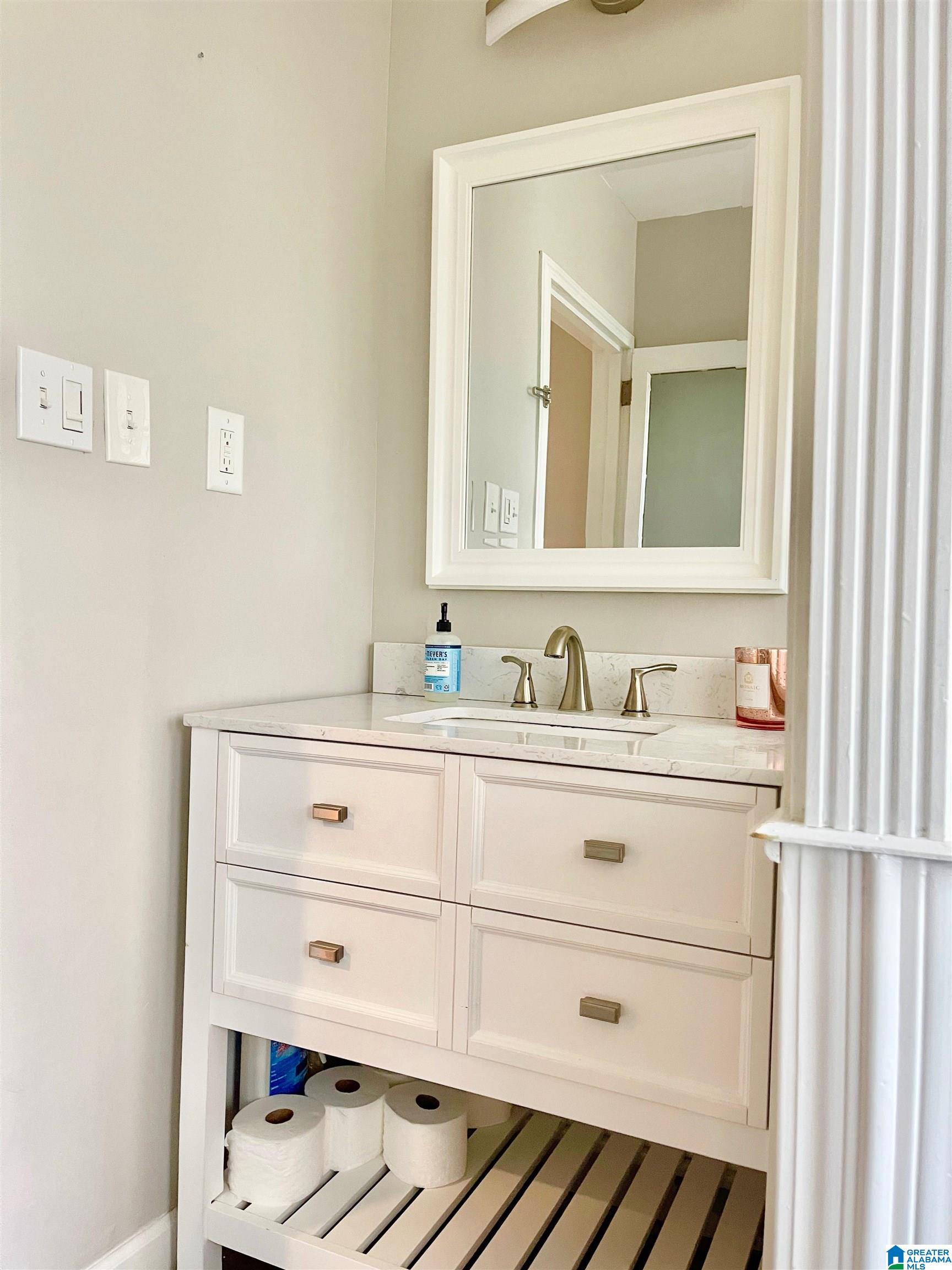 514 Columbiana Road Birmingham, AL 35209 - Photo 15 of 25