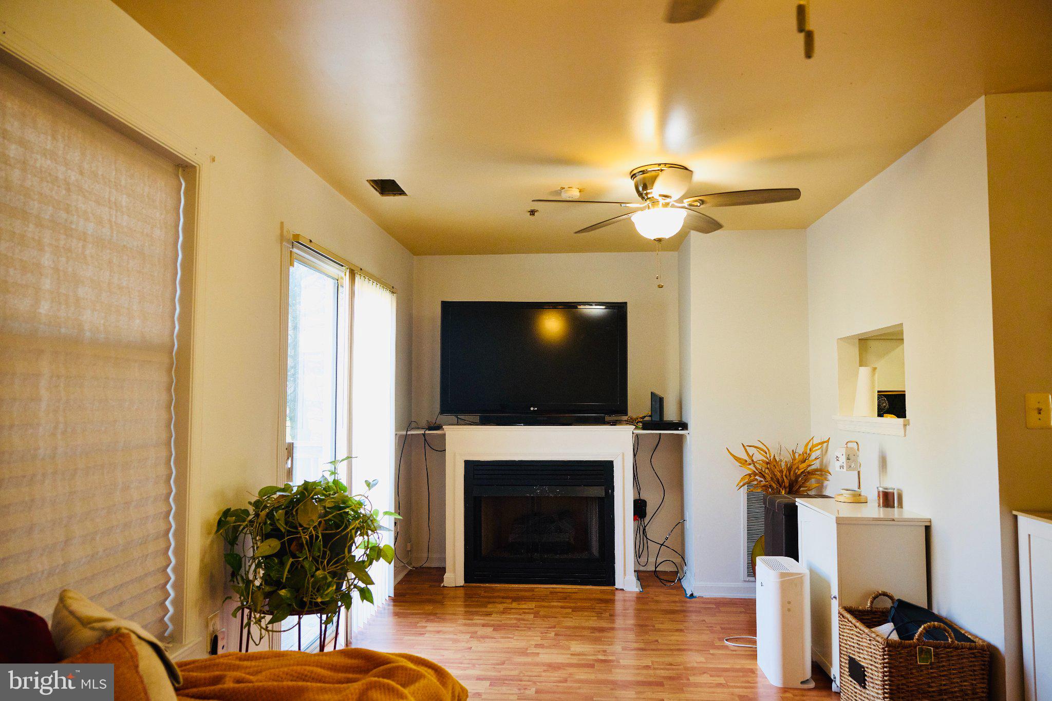 2710 Stanton Road Southeast Washington, DC 20020 - Photo 6 of 14 Cozy living space with natural light.