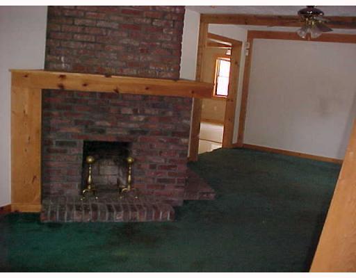 334 Joffre Bulger Road Burgettstown, PA 15021 - Photo 2 of 11 Living Room.